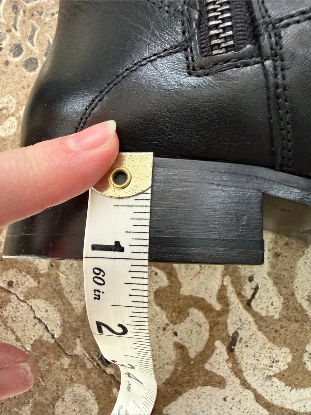 Frye size 8 Black Leather Tall Riding Boots with Side Zip - Picture 12 of 15